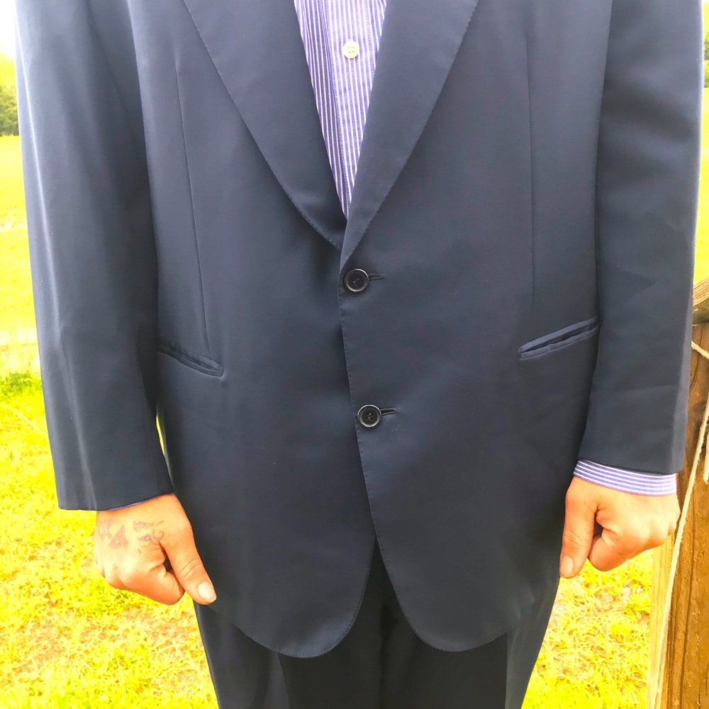 Men’s Brioni custom made Suit, size 47